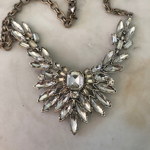 π 3/$30 BR statement necklace